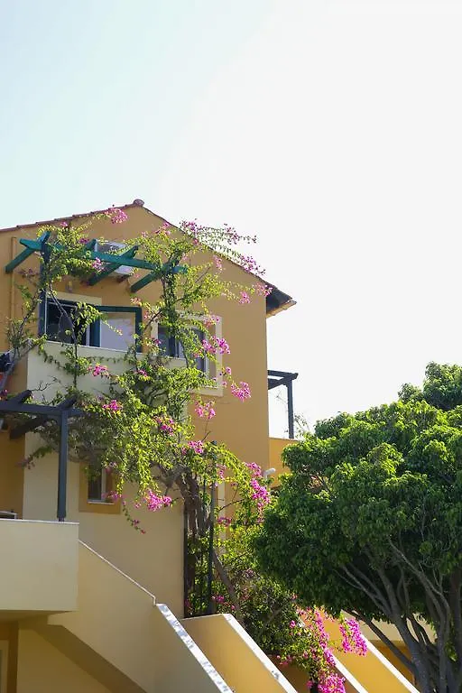 Hotel apartamentowy Sandy Beach Villas And Apartments Svoronata