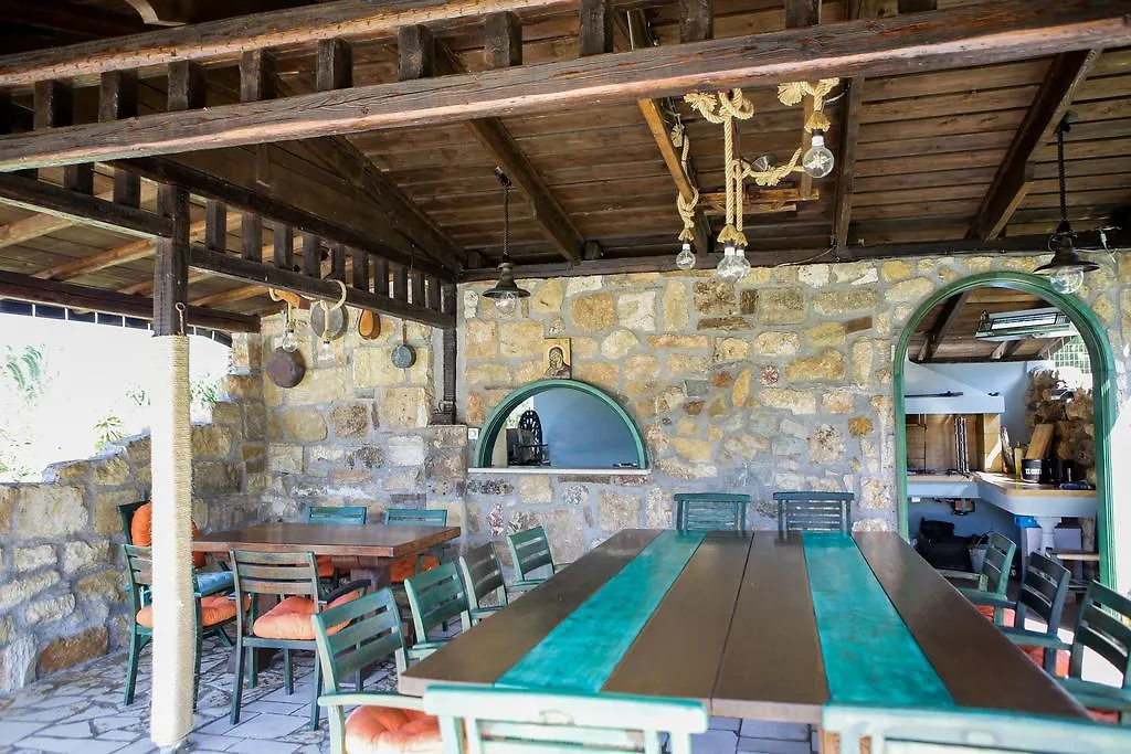 Hotel apartamentowy Sandy Beach Villas And Apartments Svoronata