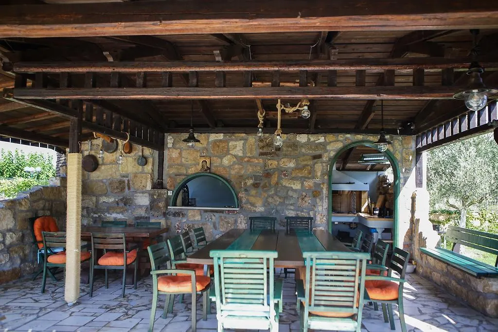 **** Hotel apartamentowy Sandy Beach Villas And Apartments Svoronata Grecja