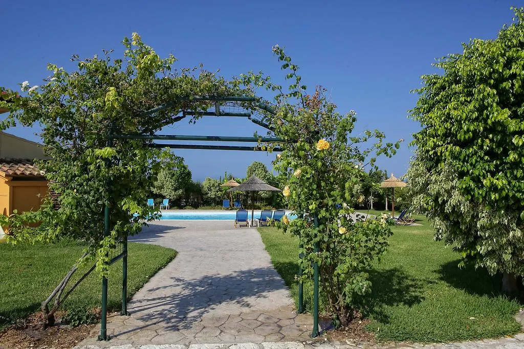 Sandy Beach Villas And Apartments Svoronata 4*,