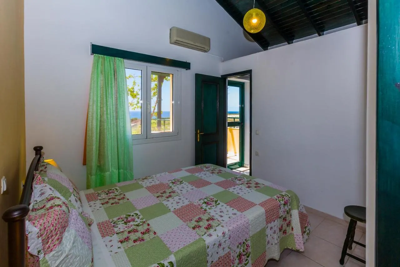 Hotel apartamentowy Sandy Beach Villas And Apartments Svoronata