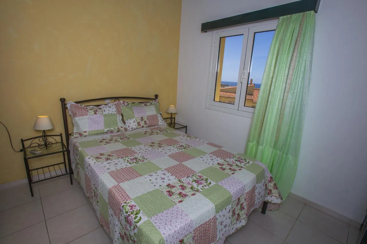 **** Hotel apartamentowy Sandy Beach Villas And Apartments Svoronata Grecja