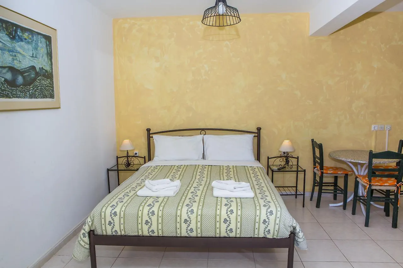Sandy Beach Villas And Apartments Svoronata 4*,
