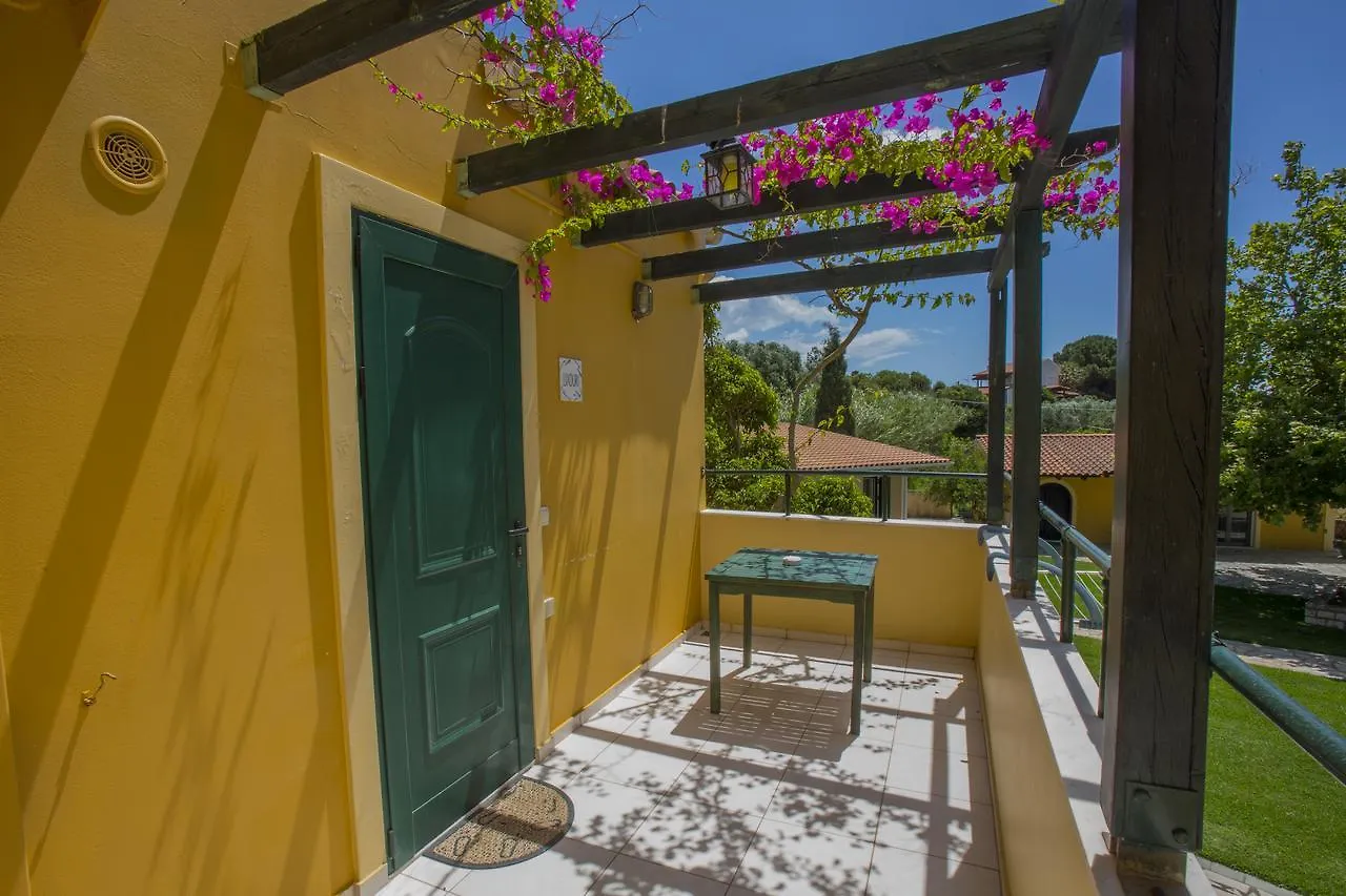 Sandy Beach Villas And Apartments Svoronata