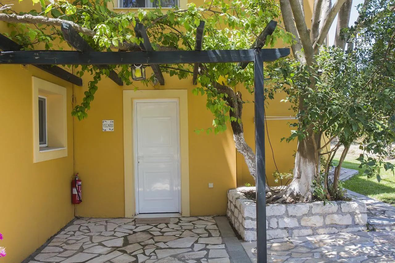 Hotel apartamentowy Sandy Beach Villas And Apartments Svoronata