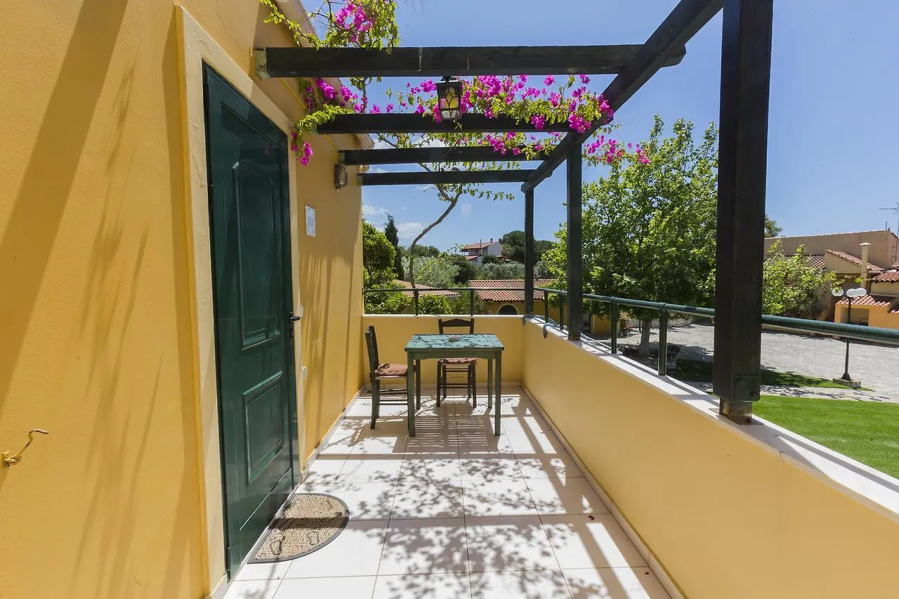 Sandy Beach Villas And Apartments Svoronata 4*,  Grecja