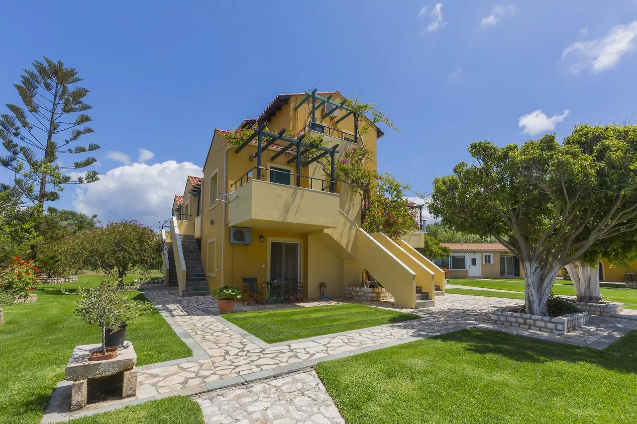 Sandy Beach Villas And Apartments Svoronata
