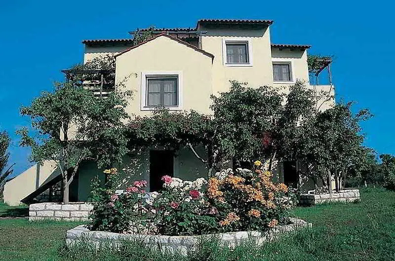 Sandy Beach Villas And Apartments 스보로나타 아파트호텔